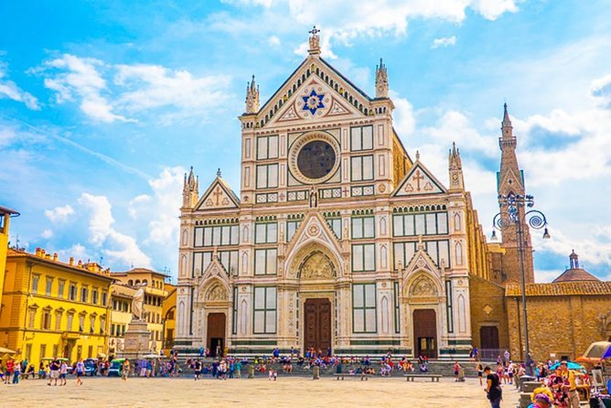 Best neighborhoods to stay in Florence travel guide