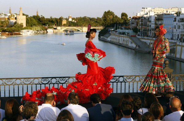 Walking tours in Seville showcasing the best of Andalusia