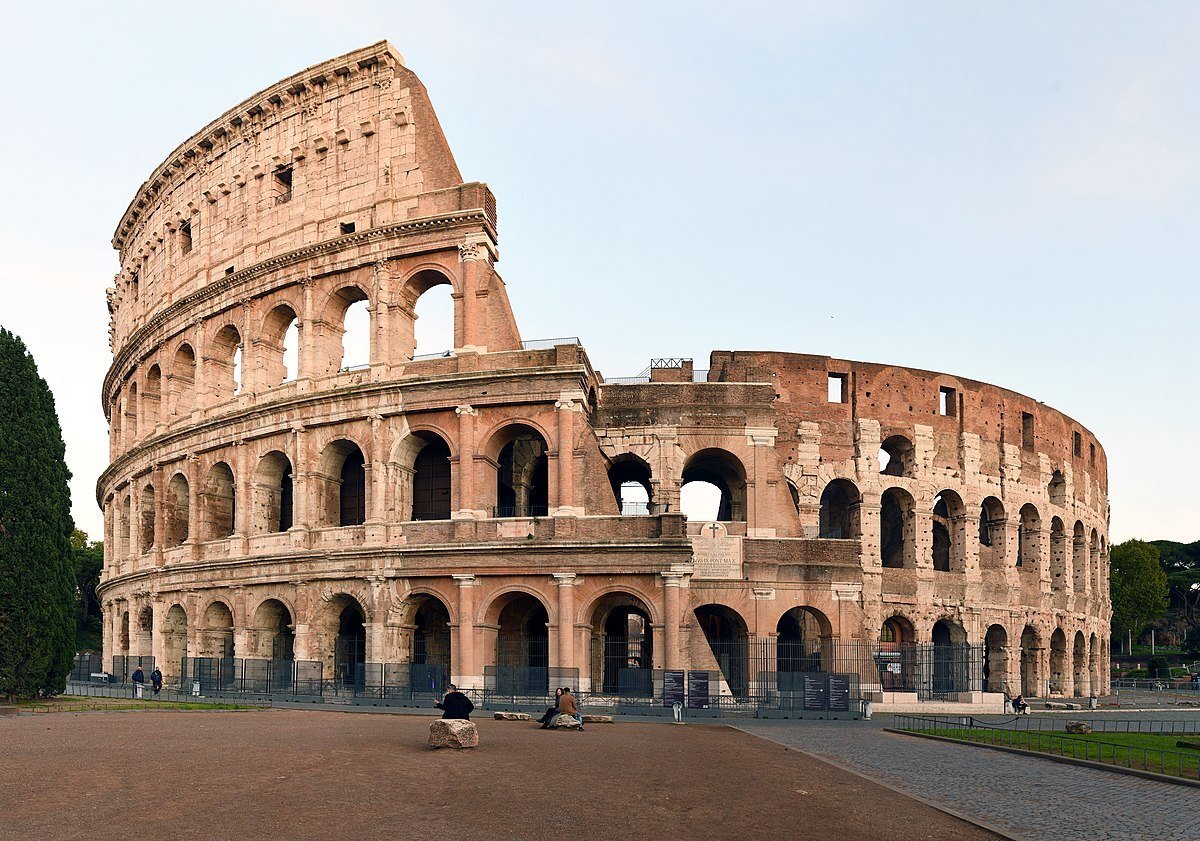 Colosseum in Rome featured in the perfect 2-week Italy itinerary Rome Florence Amalfi Coast
