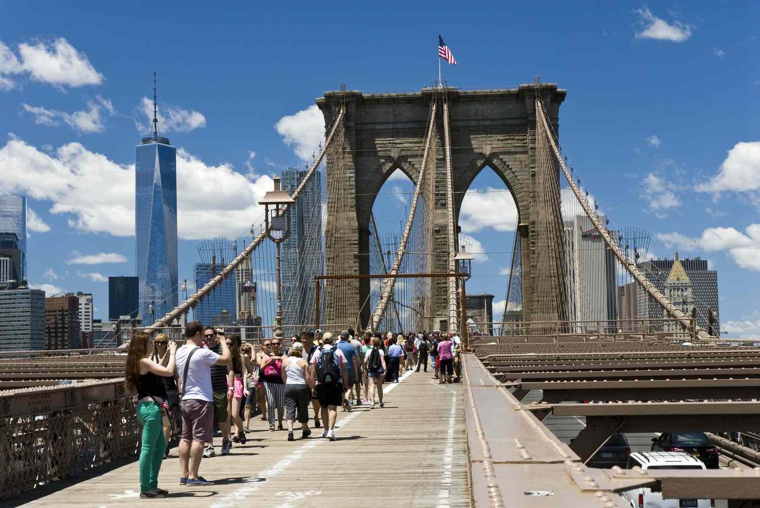 Exploring the Big Apple solo travel tips for New York.