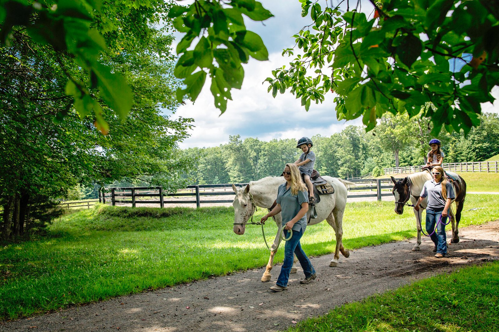 Outdoor space at Beckley pet friendly hotels for pets and families