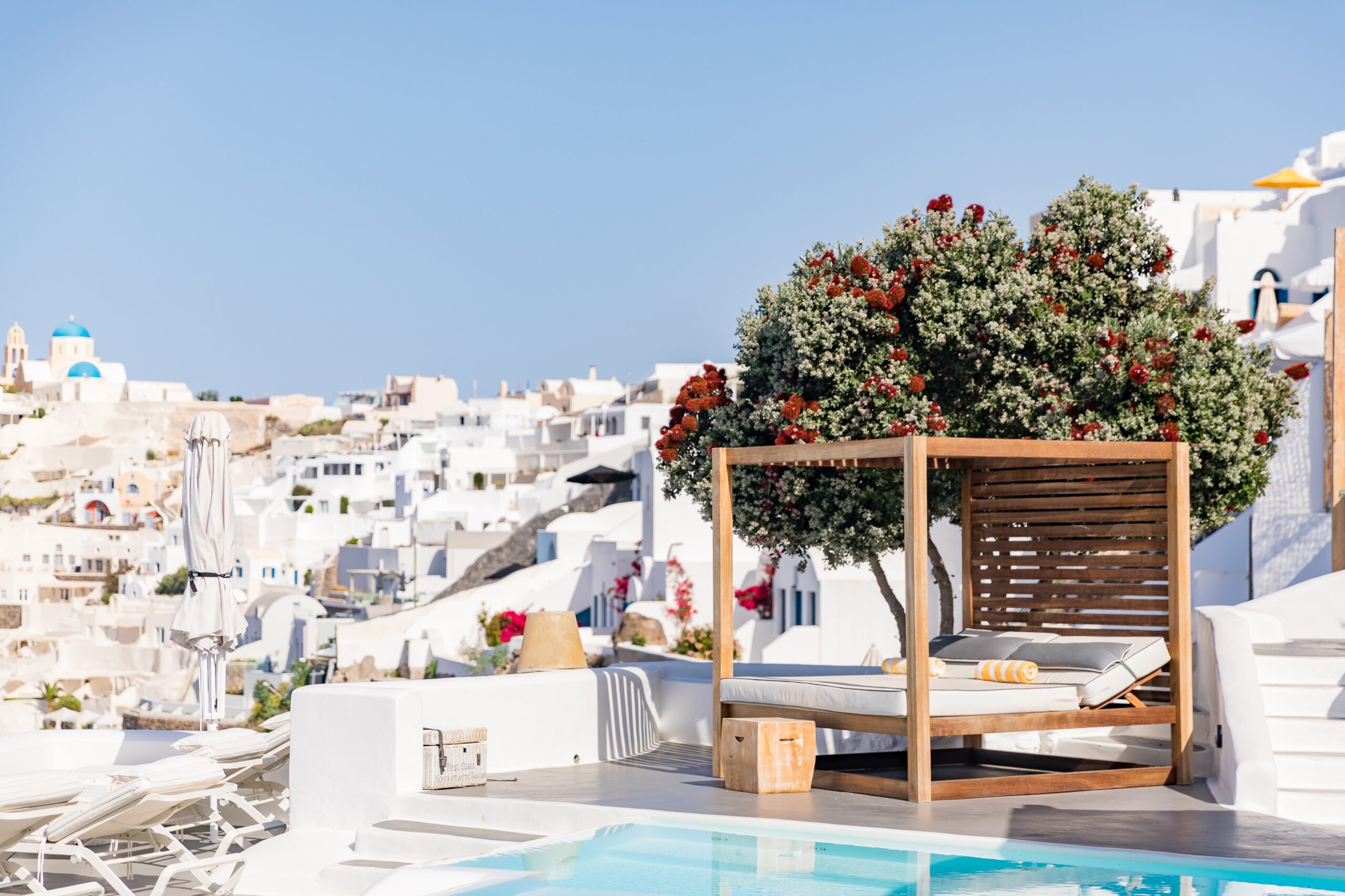 Luxury hotels by the sea &ndash; where to stay during the best time to visit Greece